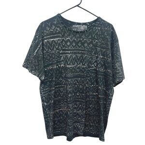 Vintage 90s Tribal Print Tee L Grunge Skater Streetwear‎ Y2K Alt Artwear Band